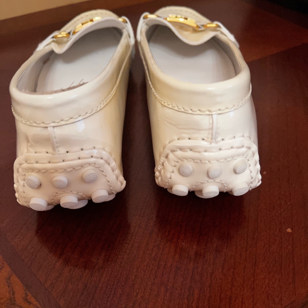 Shoes - Picture 3 of 4